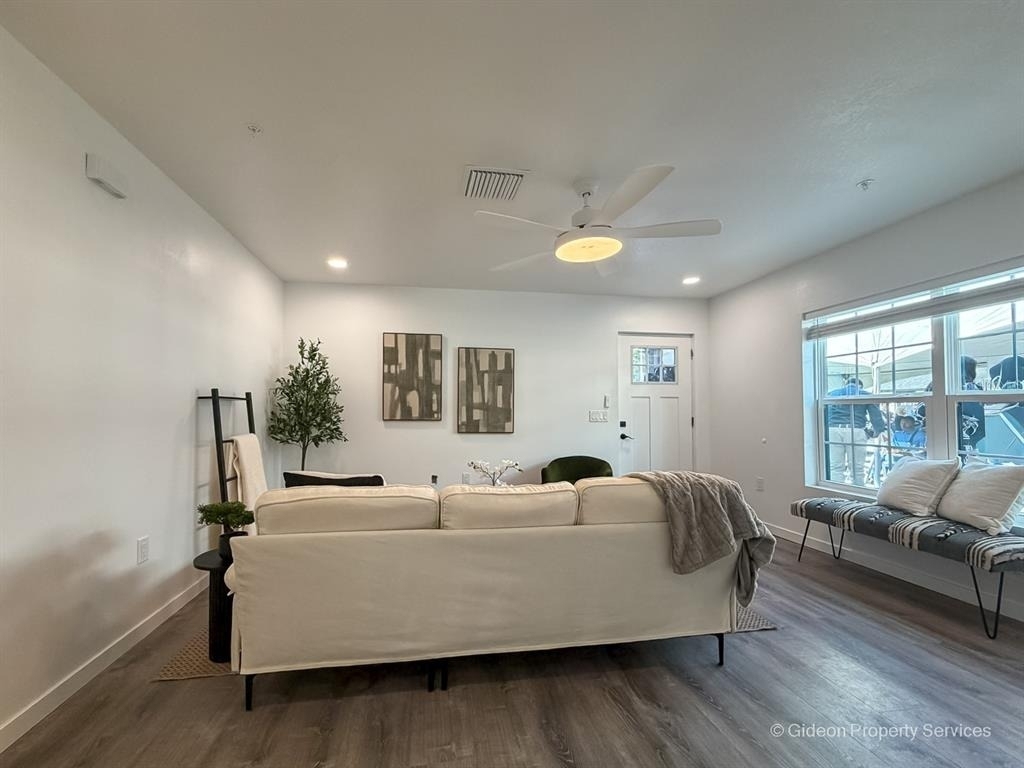 206 Se 21st Terrace - Photo 3