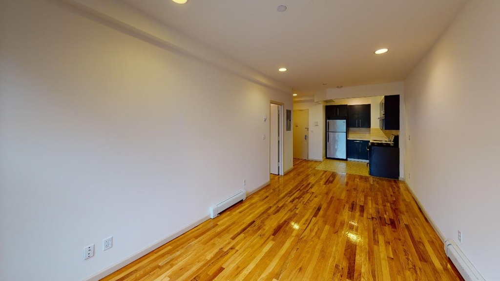 67-09 Austin Street - Photo 7