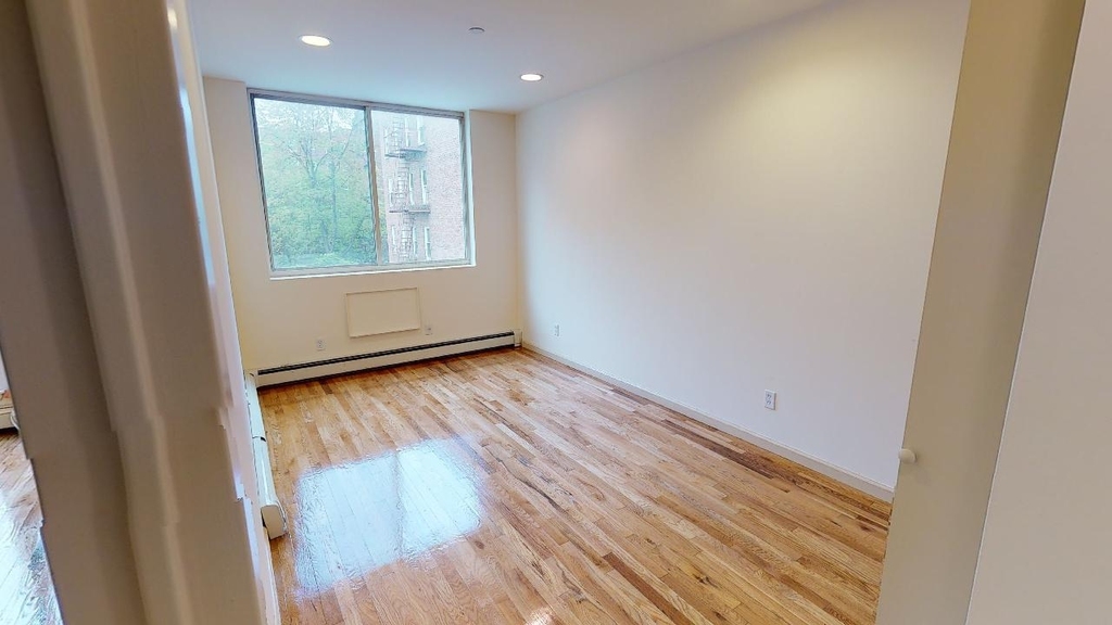 67-09 Austin Street - Photo 9
