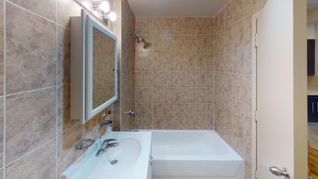 67-09 Austin Street - Photo 13