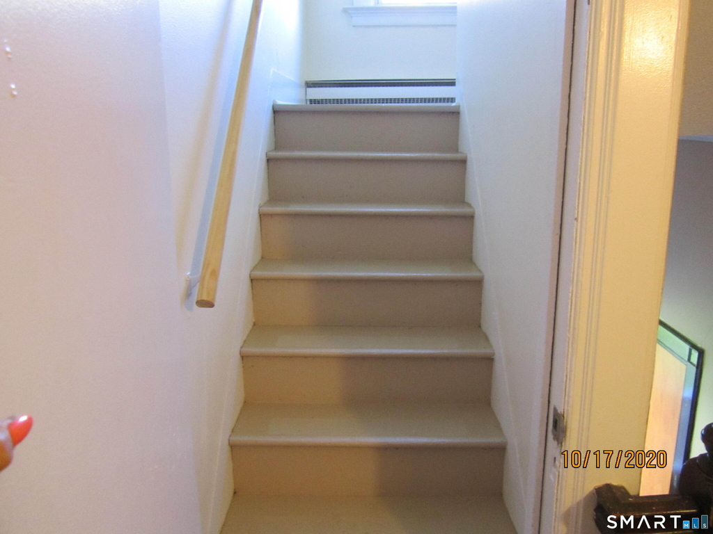 1085 Broad Street - Photo 10