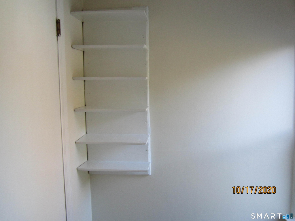 1085 Broad Street - Photo 8