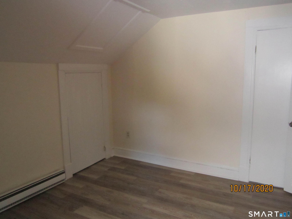 1085 Broad Street - Photo 6