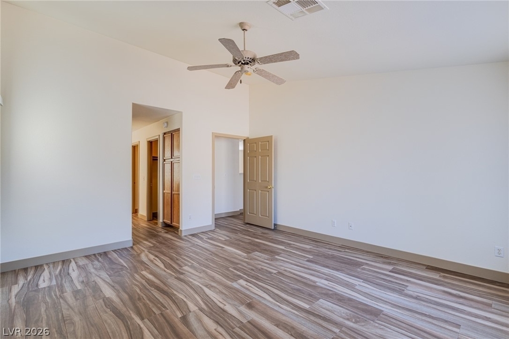 480 Salzburg Avenue - Photo 12