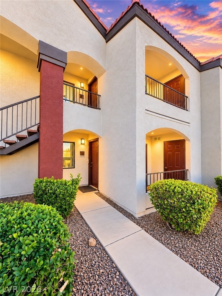 950 Seven Hills Drive - Photo 0