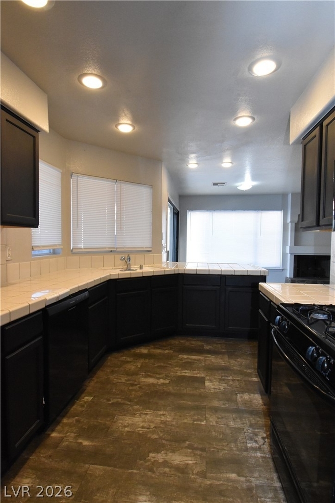 5016 Camino Del Santo Parkway - Photo 9