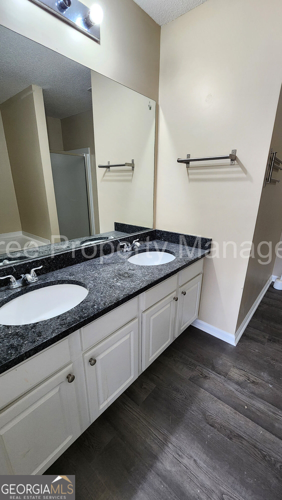 3854 Pleasant Oaks Drive - Photo 8