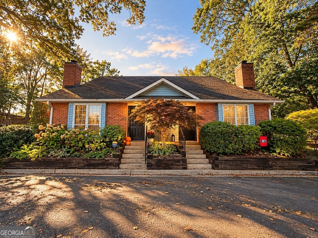 1195 Minhinette Drive - Photo 1