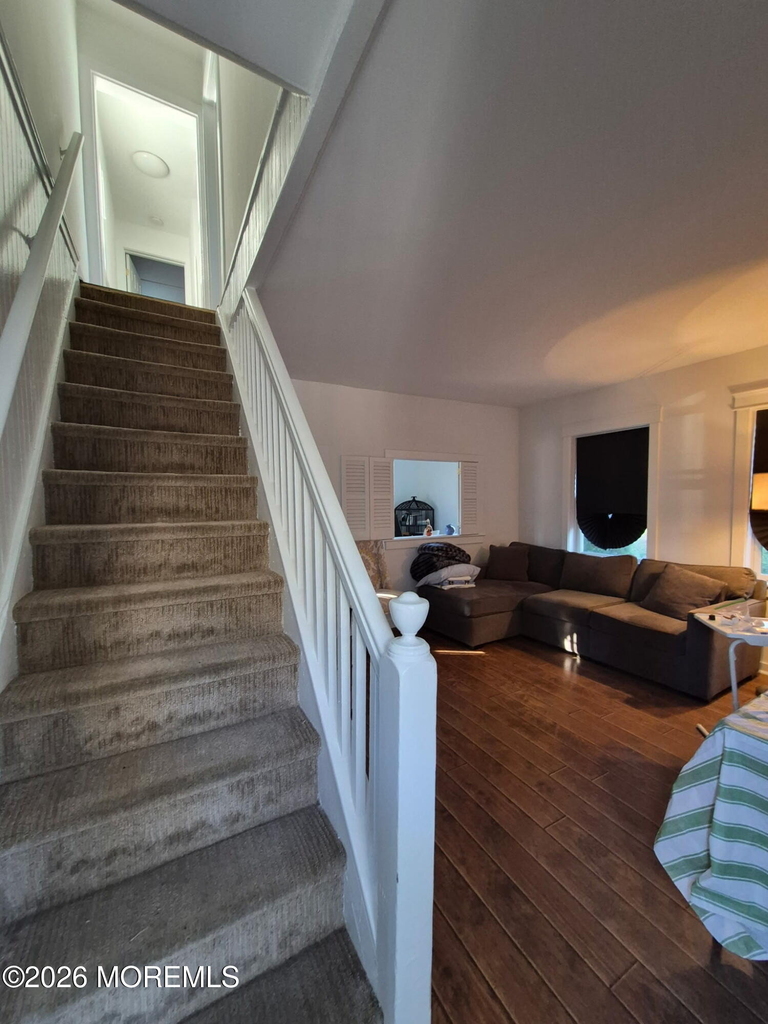 497 Sycamore Avenue - Photo 20