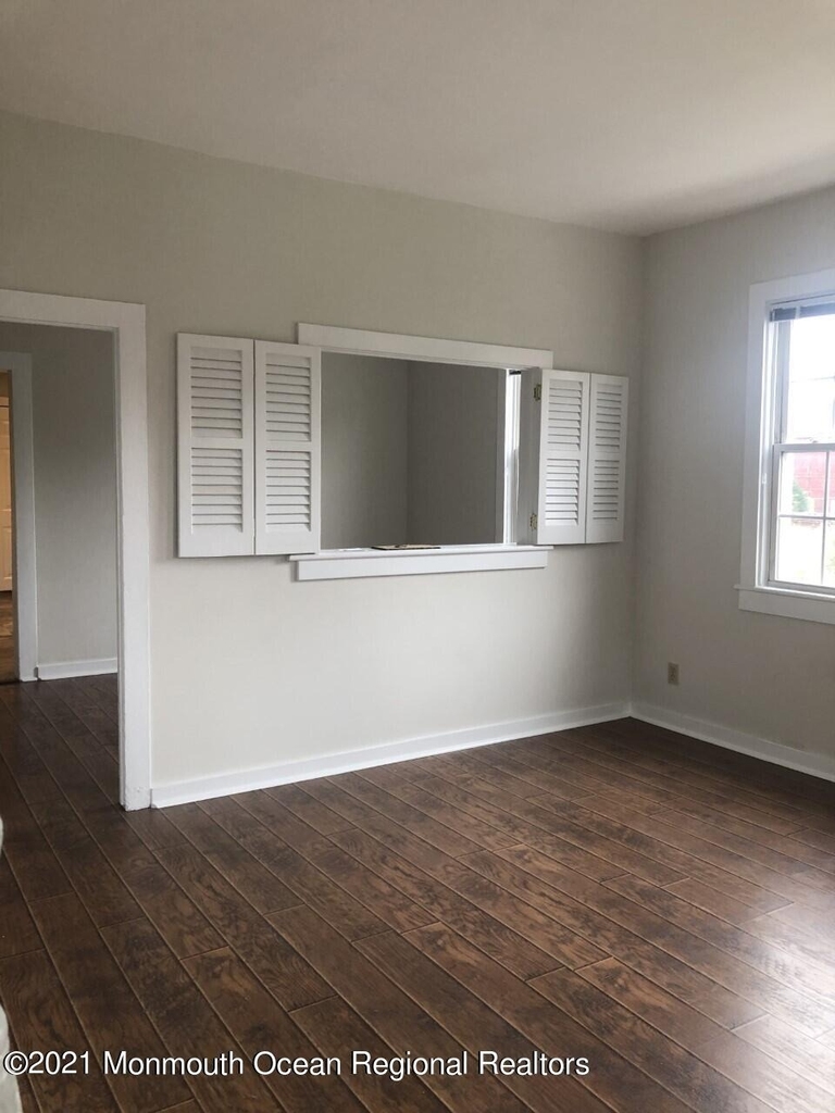 497 Sycamore Avenue - Photo 12
