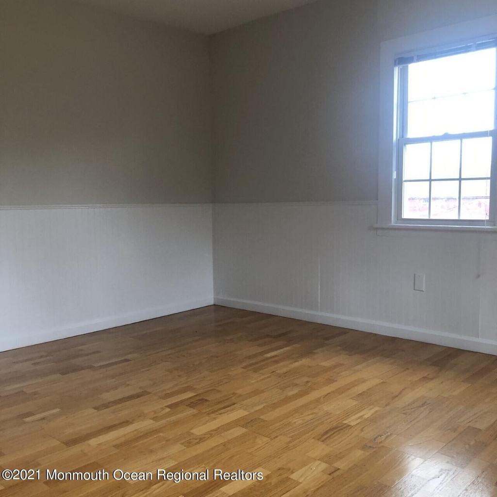 497 Sycamore Avenue - Photo 16