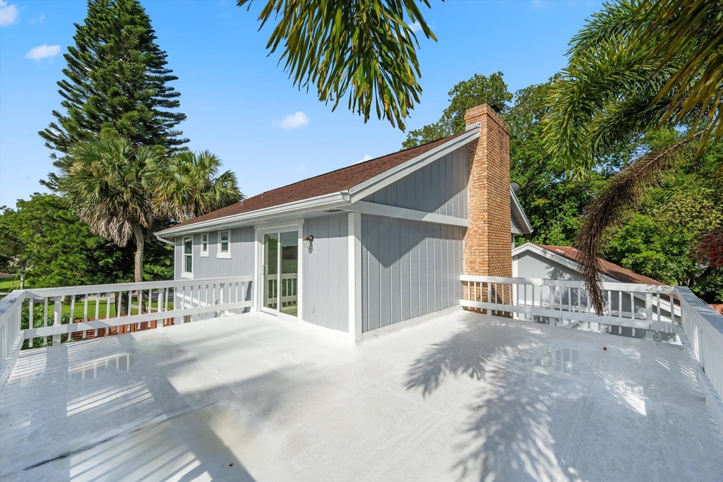 1468 Northampton Terrace - Photo 18