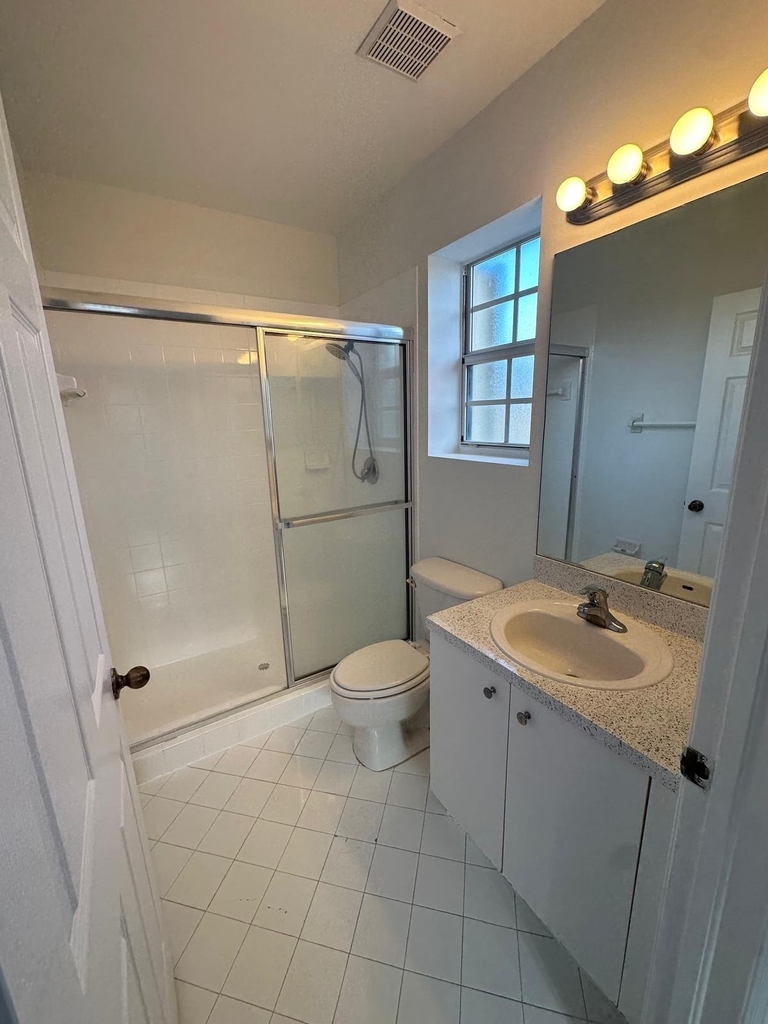 1570 Ne 33 Road - Photo 16