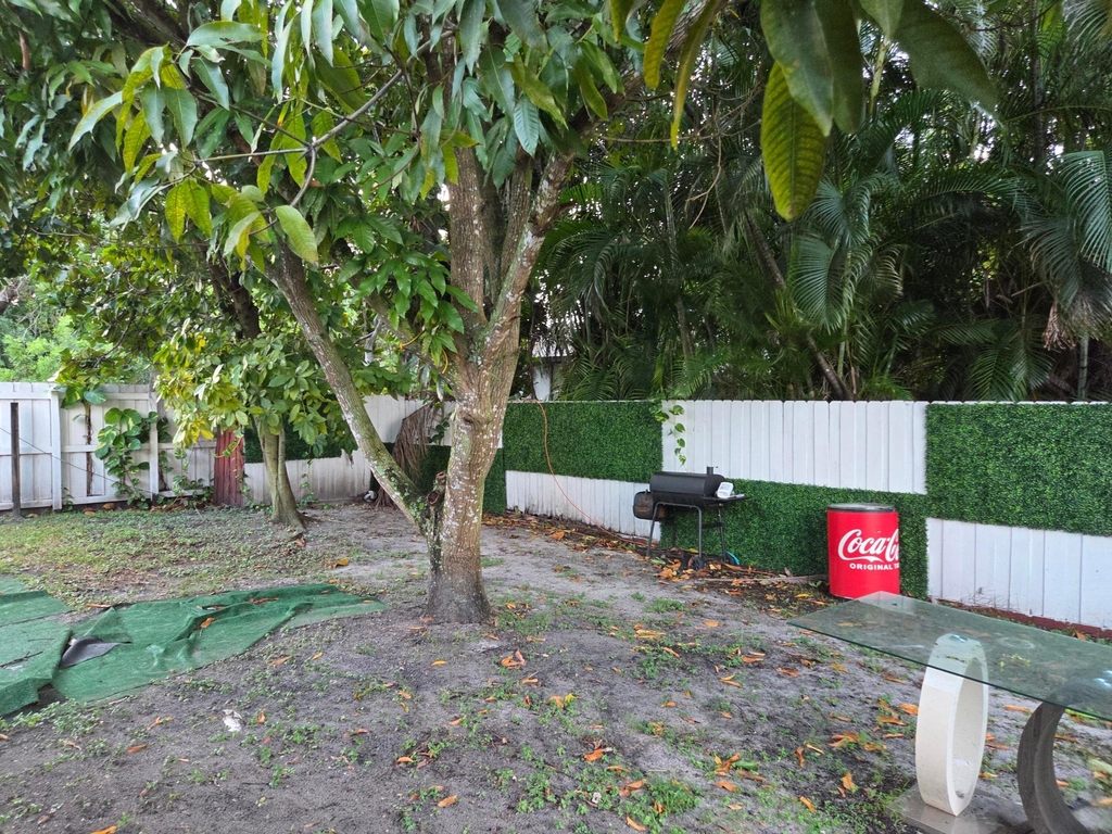 7818 Sw 7th Court - Photo 13
