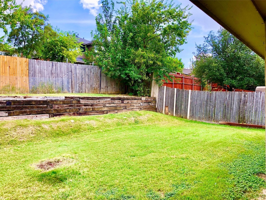 1121 Doreen Street - Photo 26