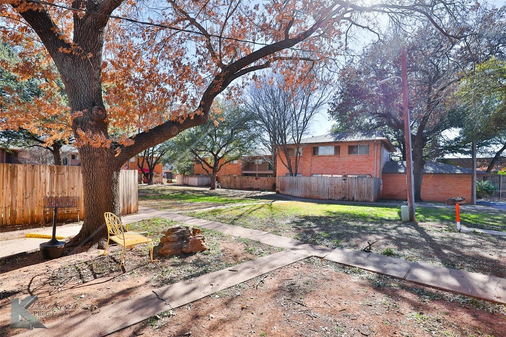 2600 Ivanhoe Lane - Photo 9