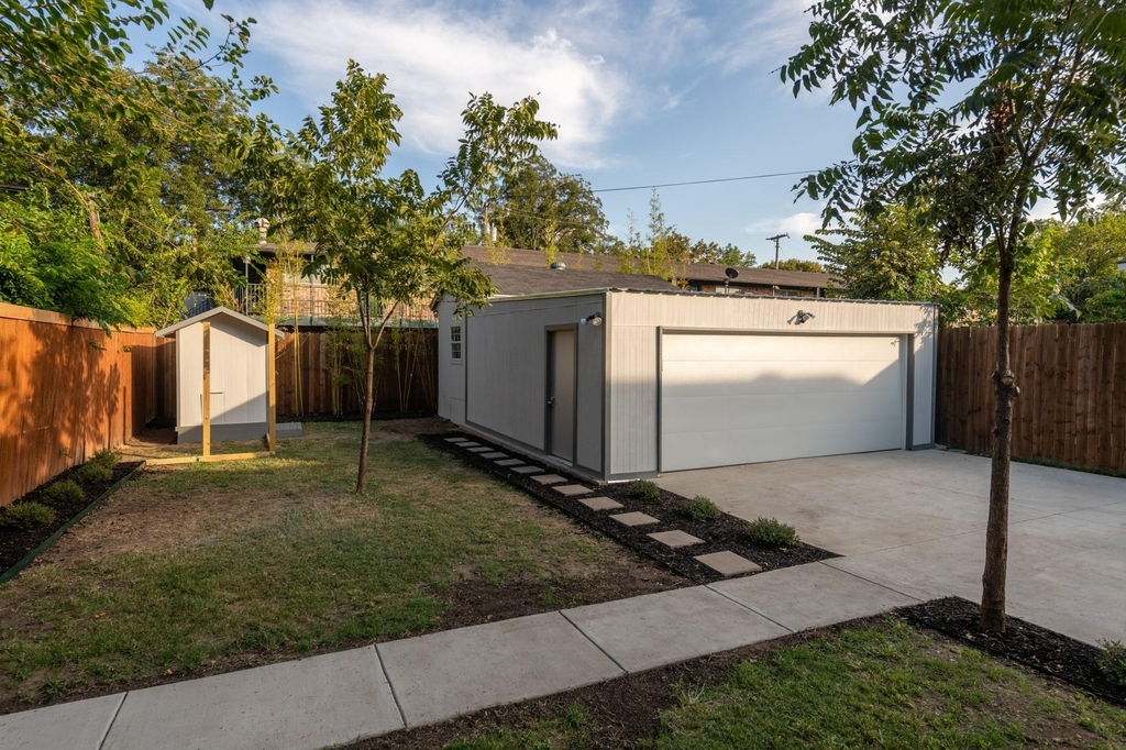 4514 Victor - Photo 30