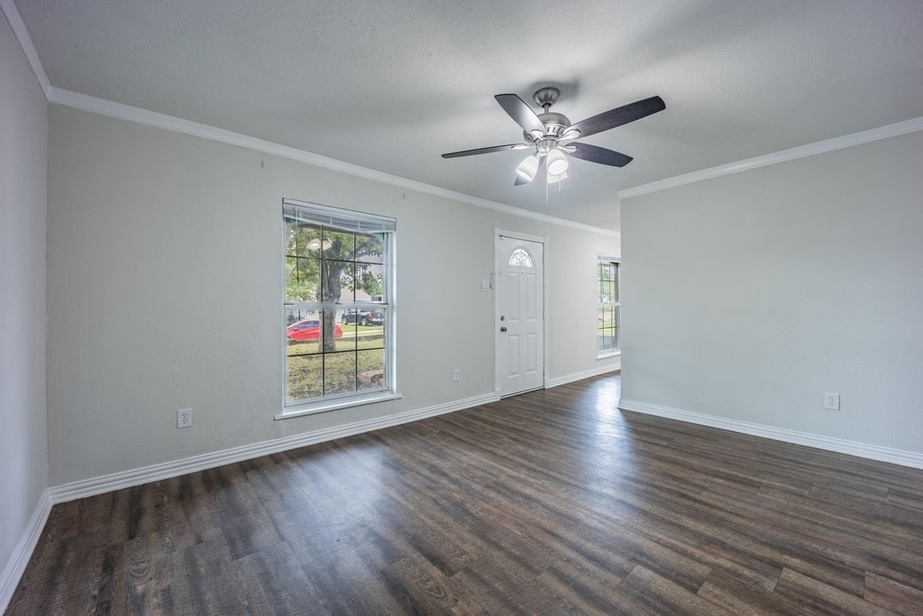 2652 Bluebird Lane - Photo 2