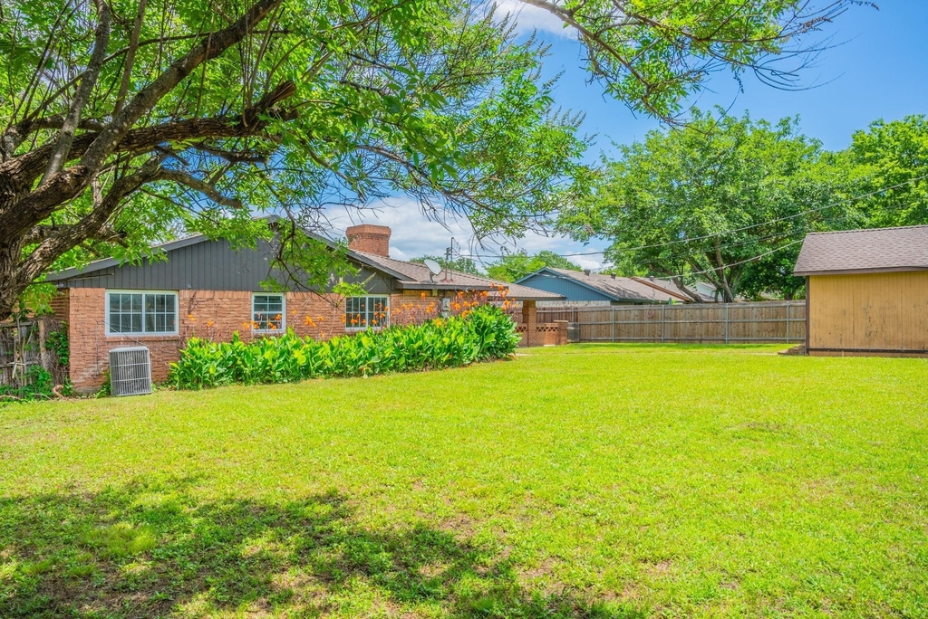 2652 Bluebird Lane - Photo 23