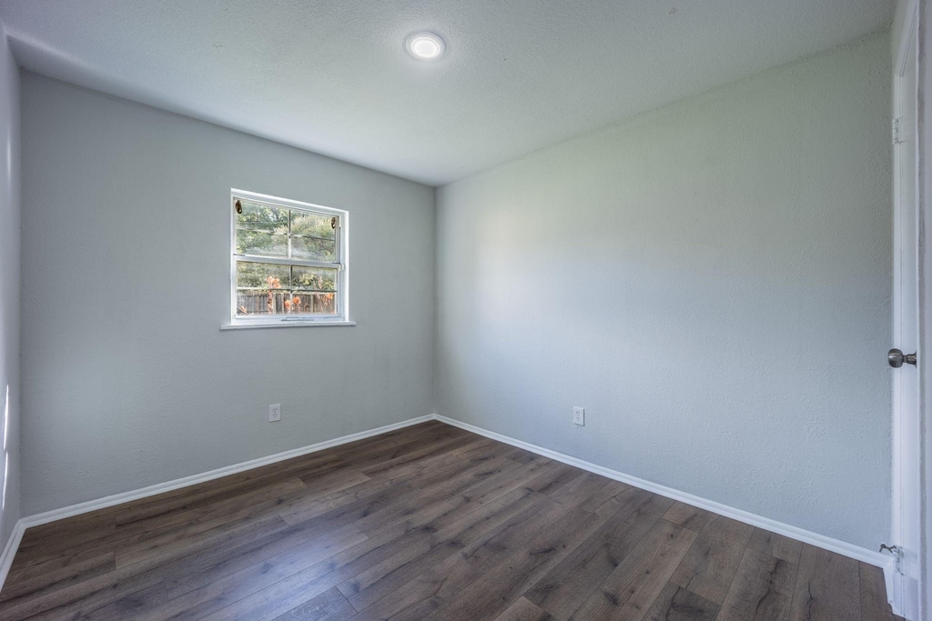 2652 Bluebird Lane - Photo 18