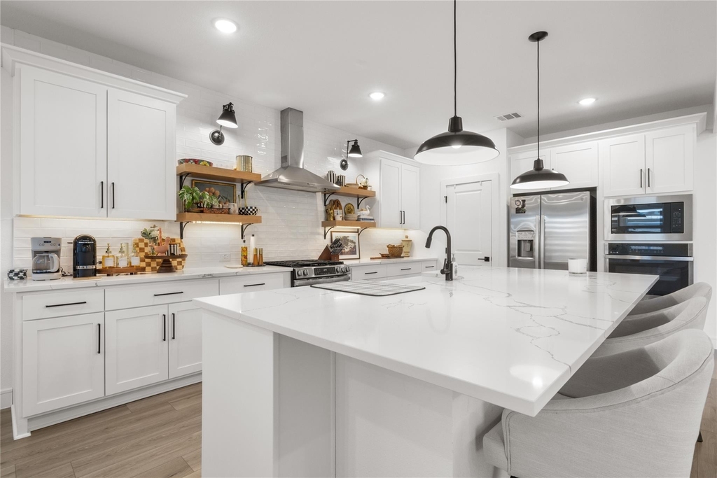 221 Diamond Dale - Photo 5