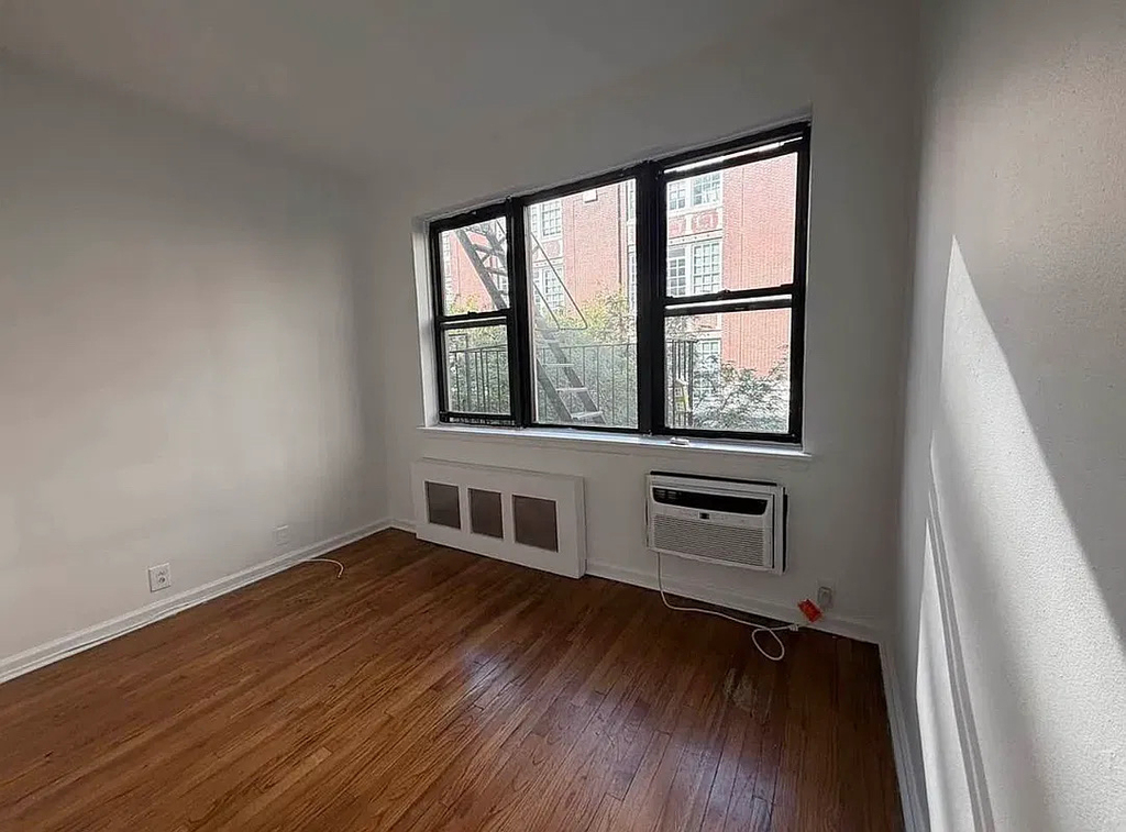 East 88th Street - Photo 1