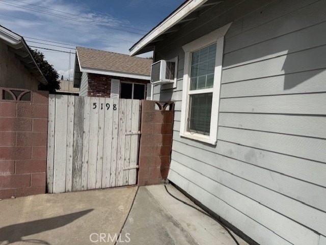 5198 Washington - Photo 1