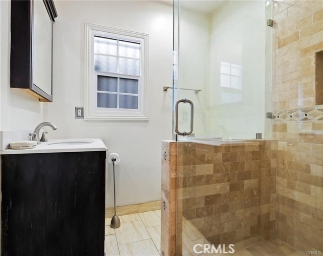1283 S Dunsmuir Avenue - Photo 15