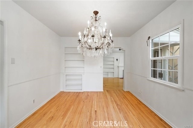 1283 S Dunsmuir Avenue - Photo 6