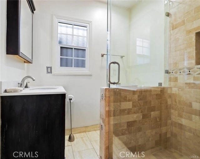 1283 S Dunsmuir Avenue - Photo 17
