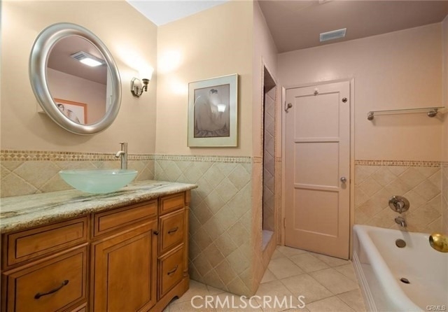 1283 S Dunsmuir Avenue - Photo 20