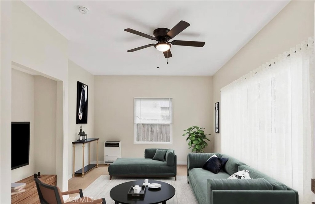 1220 E 1st Unit - Photo 0