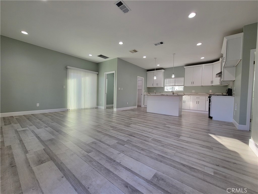 13455 Ontario Dr - Photo 3