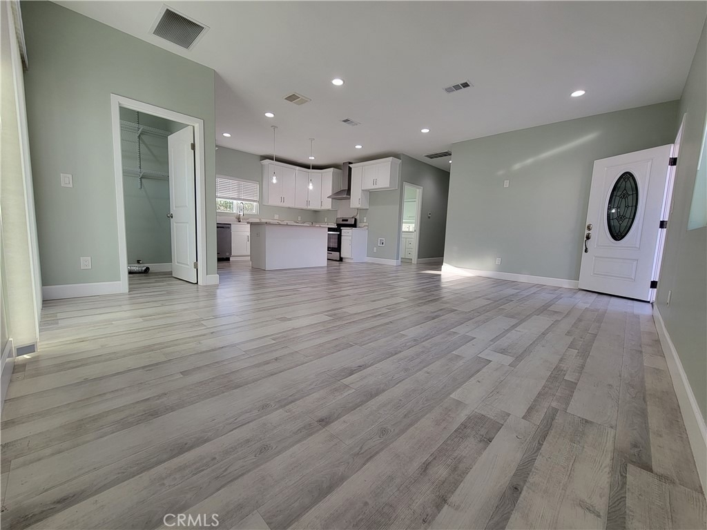 13455 Ontario Dr - Photo 4