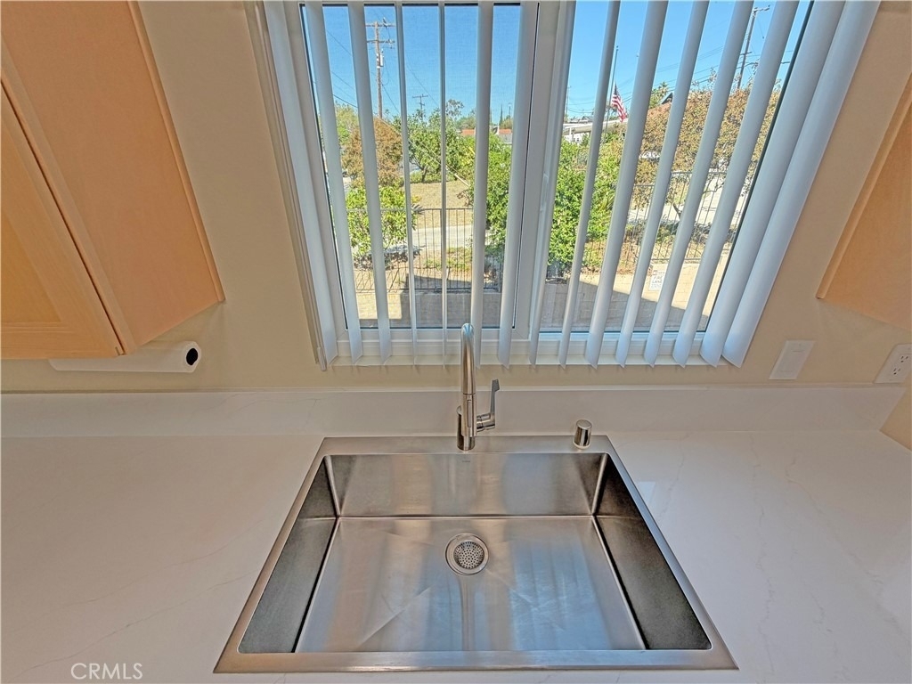 917 W Imperial Highway - Photo 12