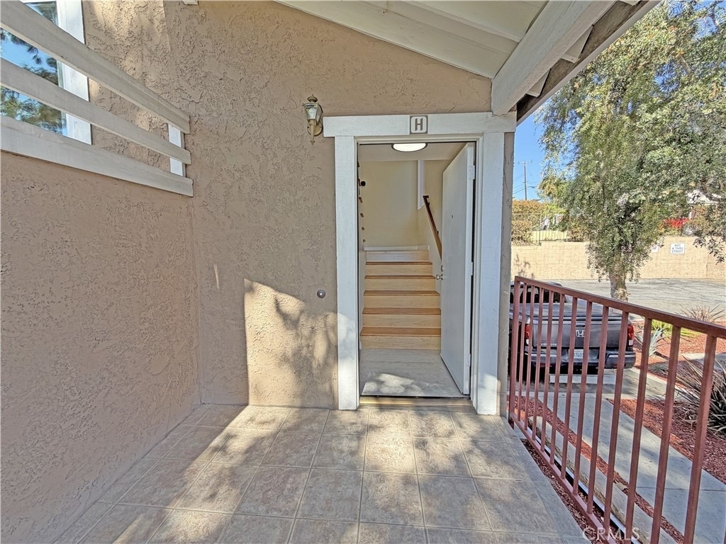 917 W Imperial Highway - Photo 5
