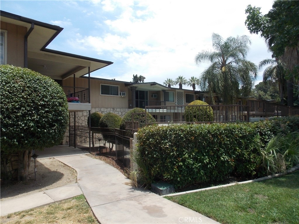 25276 Barton Road - Photo 0