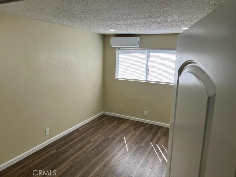 25276 Barton Road - Photo 4