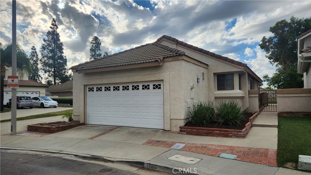11265 Drake Street - Photo 18