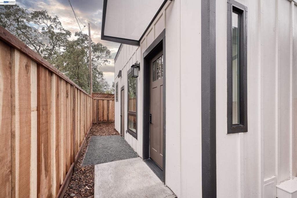 285 Oak Park Lane - Photo 18