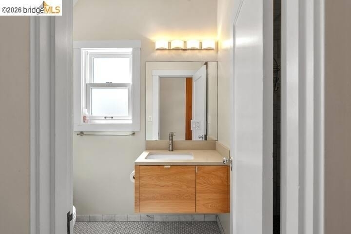 2038 Lakeshore Ave - Photo 22