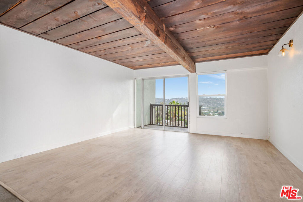 2348 Silver Ridge Avenue - Photo 1