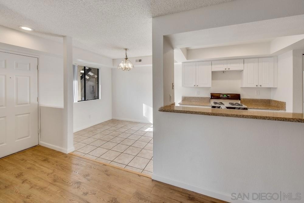 9489 Fairgrove Ln - Photo 4