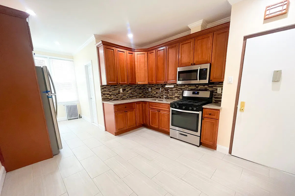 54-6 Nurge Avenue - Photo 5