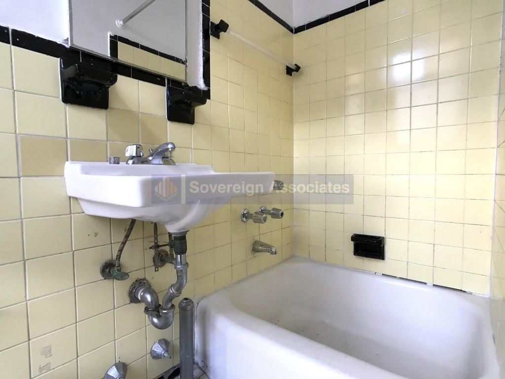 936 West End Avenue - Photo 5