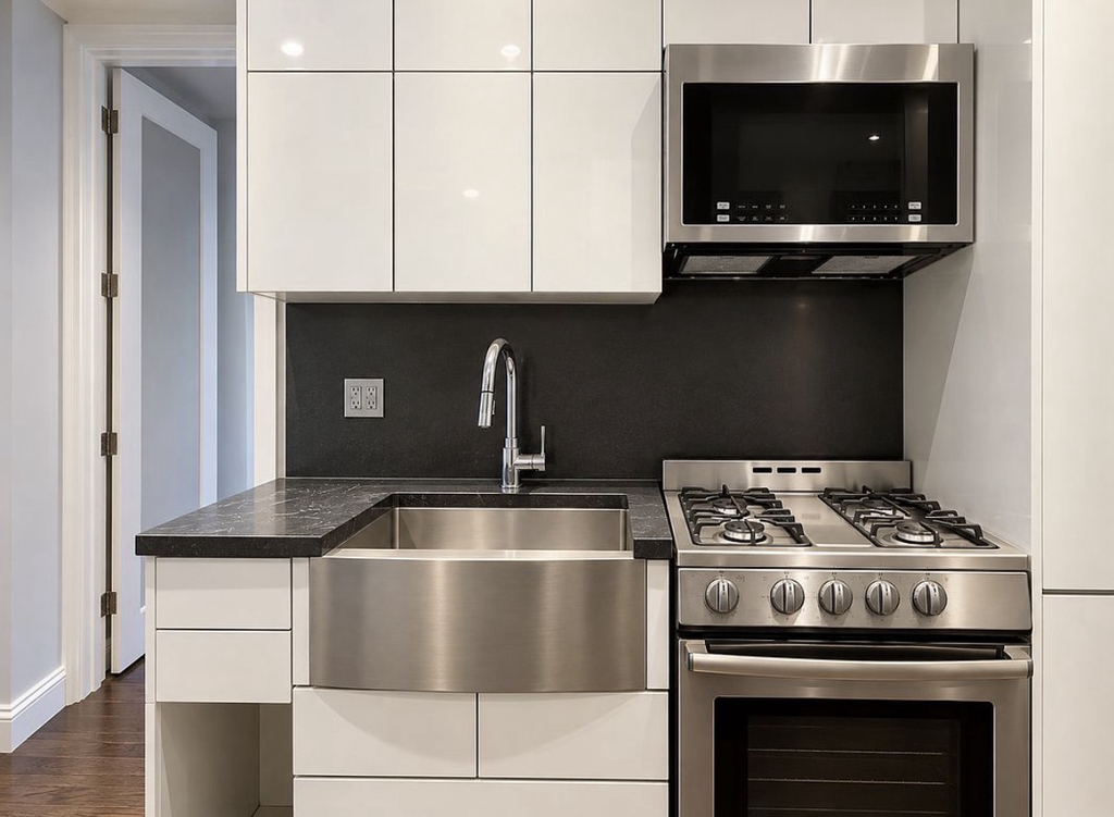  East 13th Street - Photo 1