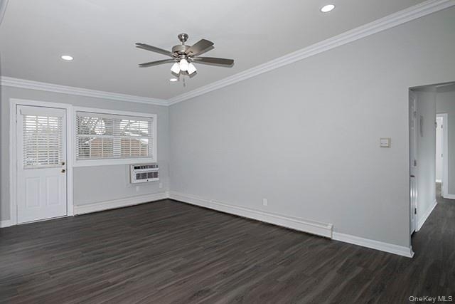 1355 Roanoke Avenue - Photo 3