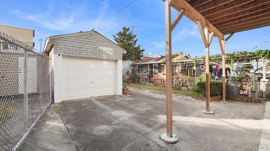 5256 73rd Street - Photo 15