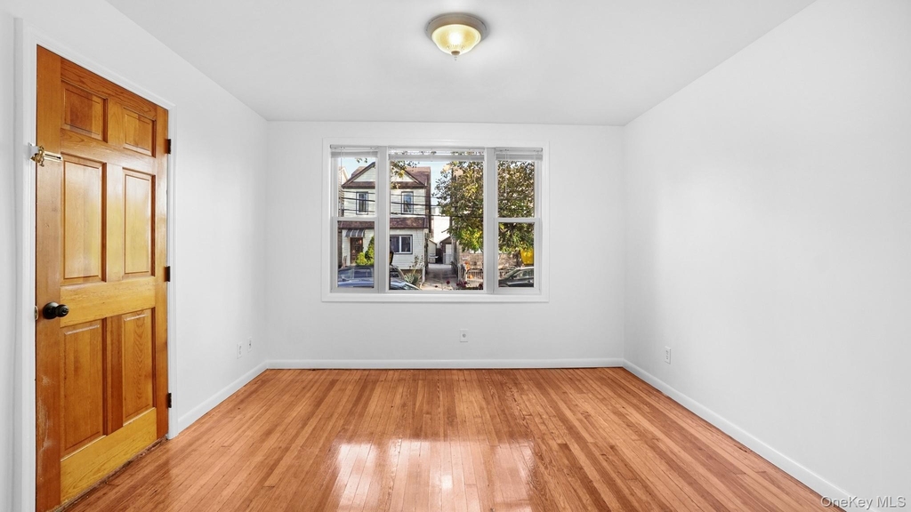5256 73rd Street - Photo 2