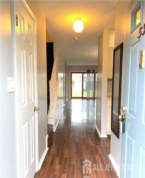 536 Manchester Court - Photo 9